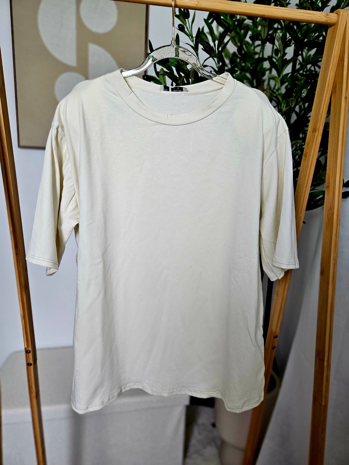 Damen-T-Shirt mit Schulterpolstern