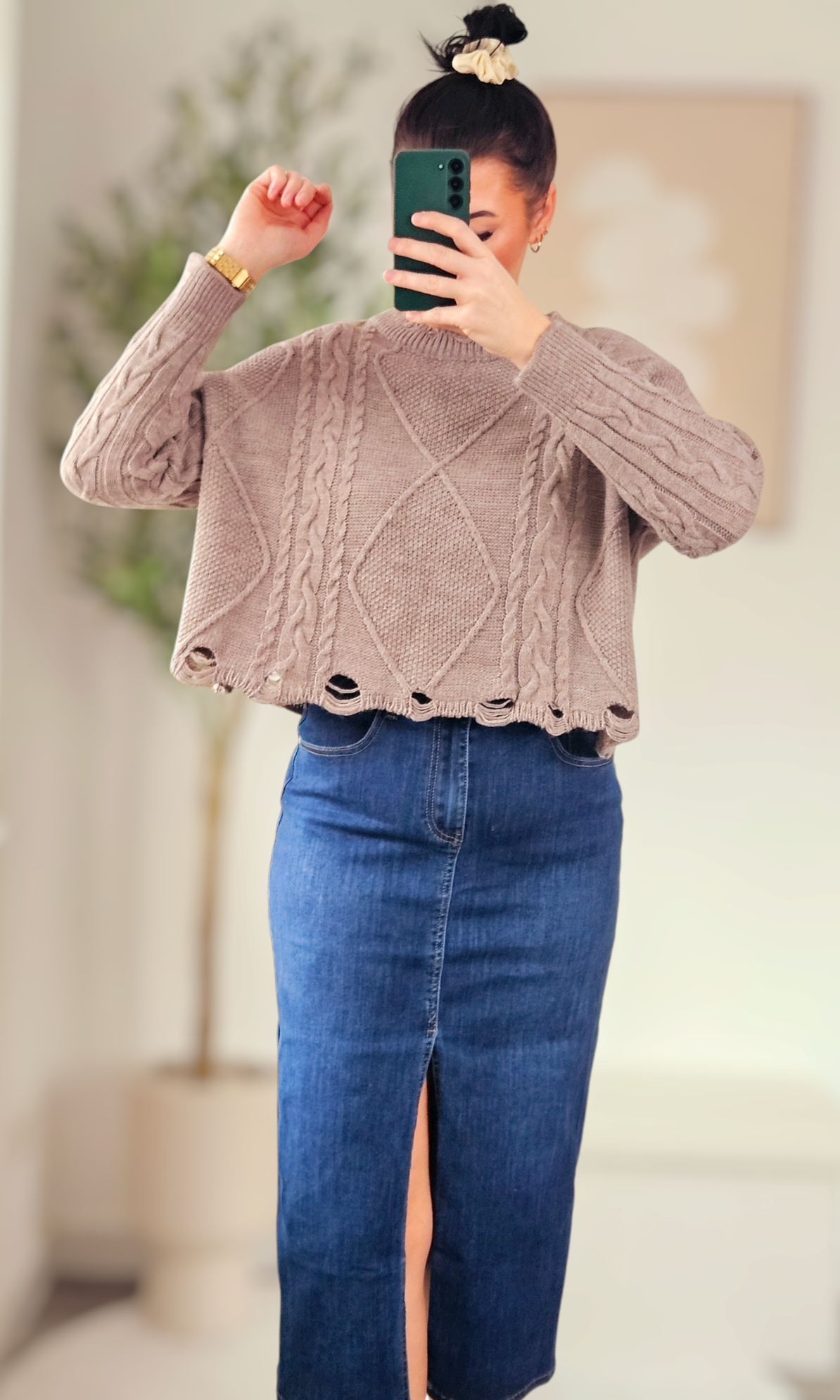 Strickpullover mit Löcher