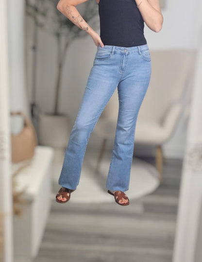Jeans mit weitem Bein