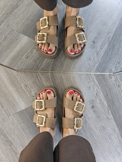 Elegante Sandalen mit Doppelschnalle